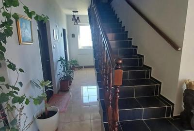 De vanzare casa P+E, la 3 min de Roman, teren 300 mp - 10