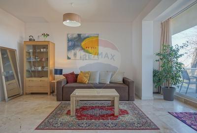 Apartament cu 2 camere semidecomandat, mobilat în Cetatea - 3