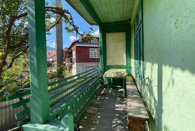 Casă cu 6 camere în Soveja - 1