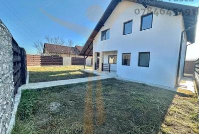 Casă în Valea - 12