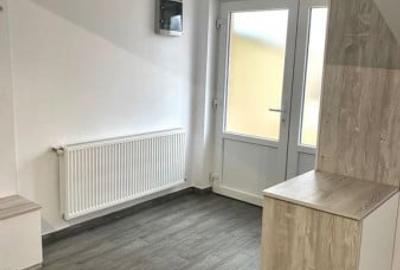 Casă cu 3 camere cu Teren 500 Mp în Central - 9