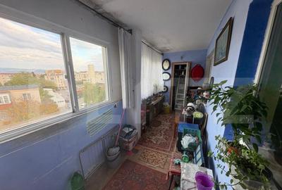 Apartament cu 3 camere, 50 mp, decomandat, zona Minerul - 5