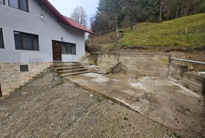 Casă cu 6 camere cu Teren 1565 Mp în Popești - 15
