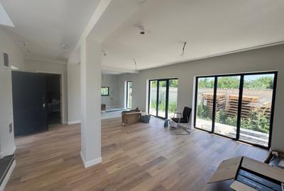 Vila individuală cu 3 Dormitoare si Curte Privata | Voluntari 2025 - 4