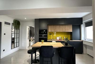 Apartament cu 2 camere semidecomandat în Micro 16