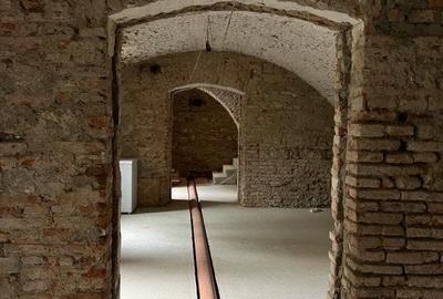 Bijuterie istorica transformata in lux modern: Proprietate unica in Sanpetru - 12