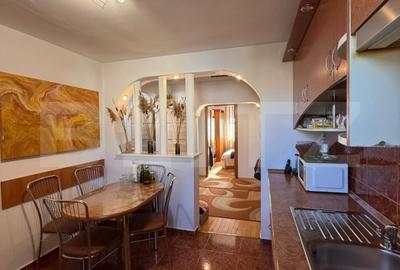 Apartament 4 camere, decomandat, zona piata mica - 4