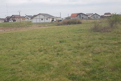 Teren de 1000 mp, în Rontău - 3