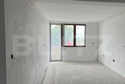 Apartament de 3 camere, 2 balcoane, 93 mp, etaj 1 - 3