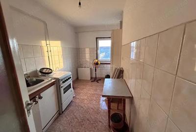 Apartament cu 2 camere decomandat în Bocșa - 12