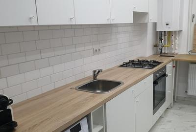Apartament decomandat, mobilat în Central