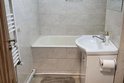 Apartament cu 2 camere decomandat în Republicii - 2