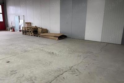 Spațiu comercial, de 300 mp, în Central - 3