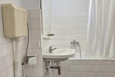Apartament cu 3 camere decomandat în Central - 8