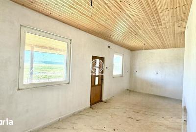 Casă cu 2 camere cu Teren 500 Mp în Țigănași - 3