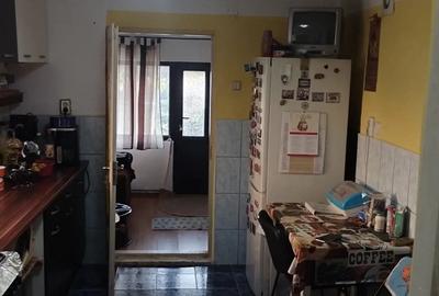 Casa in Stoene?ti - 1