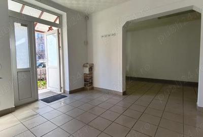 Spațiu comercial, de 32 mp, în Dacia - 10