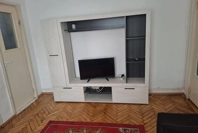 Apartament cu 2 camere semidecomandat în Micro 1 - 1