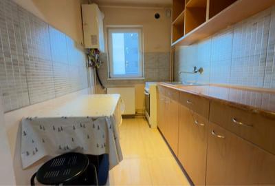 Apartament cu 2 camere decomandat în Complex Studențesc - 3