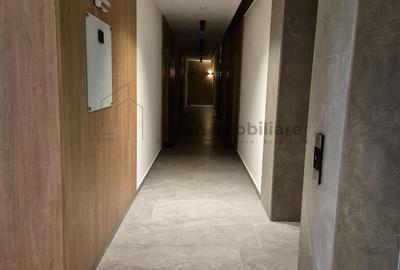 Inchiriez spatiu mic in Urban Plaza - 7