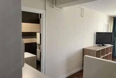 Garsonieră decomandată în Plopilor - 9