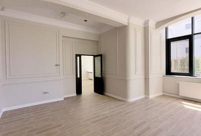 Spațiu comercial, de 200 mp, în Ultracentral - 11