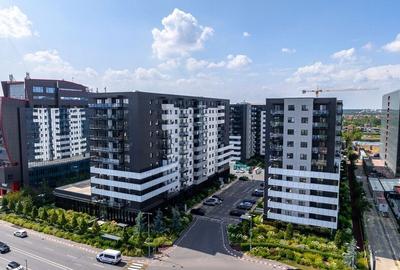 Apartament cu 3 camere semidecomandat în Pipera
