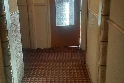 Apartament cu 4 camere decomandat în Central - 2