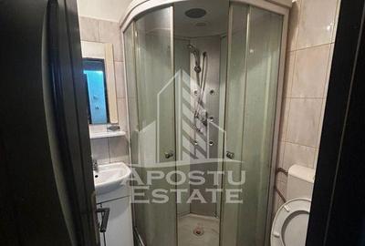 Apartament cu 4 camere decomandat în Aradului - 1