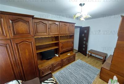 Apartament cu 3 camere decomandat, mobilat în Casa de Cultură - 2