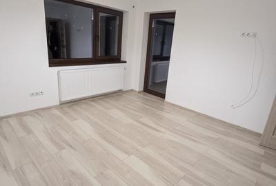 Casă de închiriat, 5 camere, 167 mp utili, 495 mp teren, zona Câmpului - 19