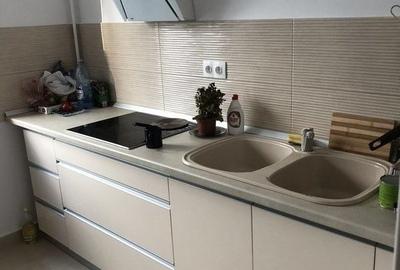 Apartament cu 2 camere decomandat, mobilat în Olteniței