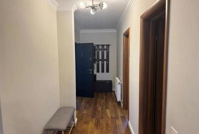 Apartament cu 2 camere decomandat, mobilat în Tractorul - 10