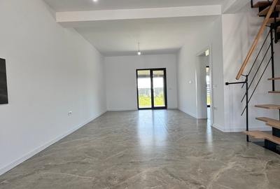 Duplex cu 4 camere cu Canalizare în Moșnița Nouă - 6