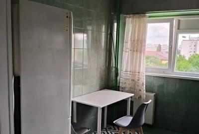 Apartament cu 2 camere semidecomandat, mobilat în P-ța Reșița - 2