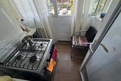 Apartament 2 camere Tudor Vladimirescu, decomandat, et. 1 - 8