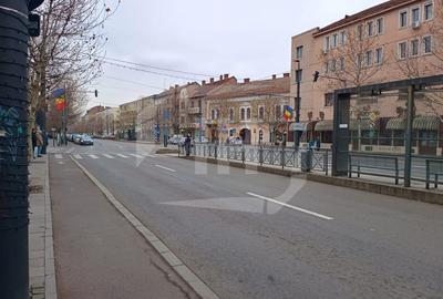 Apartament cu 2 camere semidecomandat în Central - 1