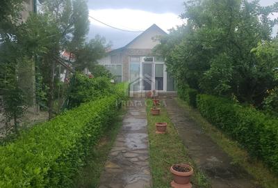 Casă individuală cu 5 camere cu Canalizare în Spătaru - 8