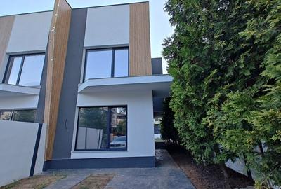 Duplex cu 4 camere cu Canalizare în Ostratu - 1