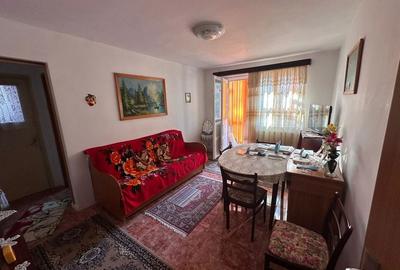 Apartament cu 3 camere semidecomandat în Micro 14 - 5