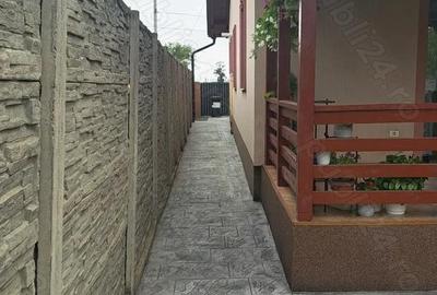 Casă cu Teren 380 Mp în Moșnița Nouă - 1