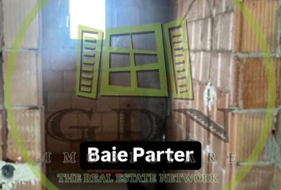 Casă individuală cu 3 camere cu Canalizare în Cristian - 6