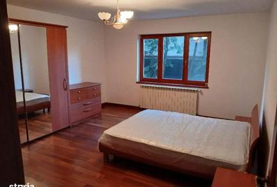 Casă cu 5 camere cu Canalizare în Giurgiului - 2