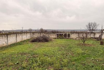 Casă cu 4 camere cu Teren 750 Mp în Postârnacu - 4