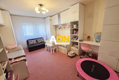 Apartament cu 2 camere decomandat, mobilat în Cetate