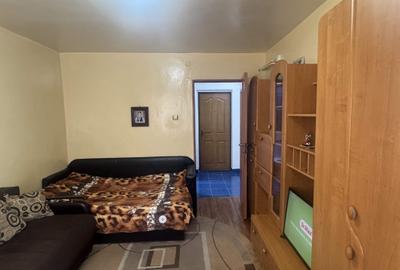 1 cam, etaj 1, 26 mp, bloc caramida, zona Zahana - 2