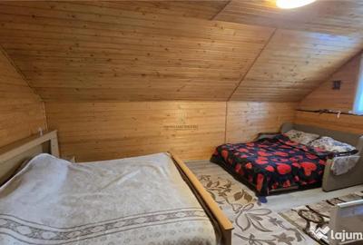 Casă cu 7 camere cu Teren 821 Mp în Dornești - 8
