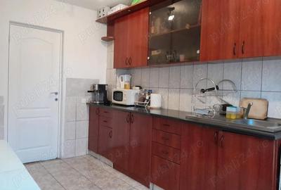 Apartament cu 3 camere decomandat în Zorilor - 4