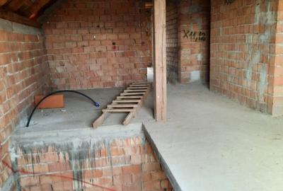 Casă individuală cu 5 camere cu Canalizare în Păulești - 8