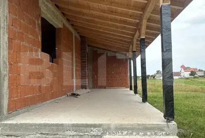 Casa la ro?u 3 camere, 142 mp, 592 mp, teren, zona Cionchesti - 2